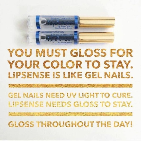 Crimson LipSence 💋 - Picture 2 of 5